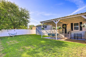 Near Water Lake Dallas Home with Furnished Patio!